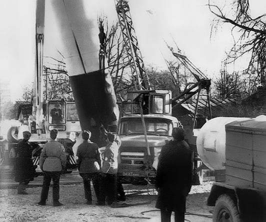 Музей Космонавтики в Житомирі 1987, монтаж ракет 1 Музей Космонавтики в Житомирі 1987, монтаж ракет