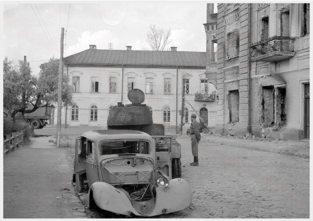 Бердичівська, Соборна війна 1941 - Житомирські вулиці: жорстокість війни та відновлення 3 Житомирські вулиці Війна Житомир